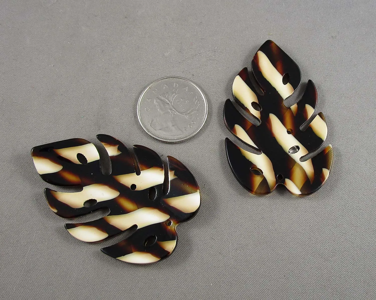 Brown & White Monstera Leaf Resin Pendants 2pcs (2466)