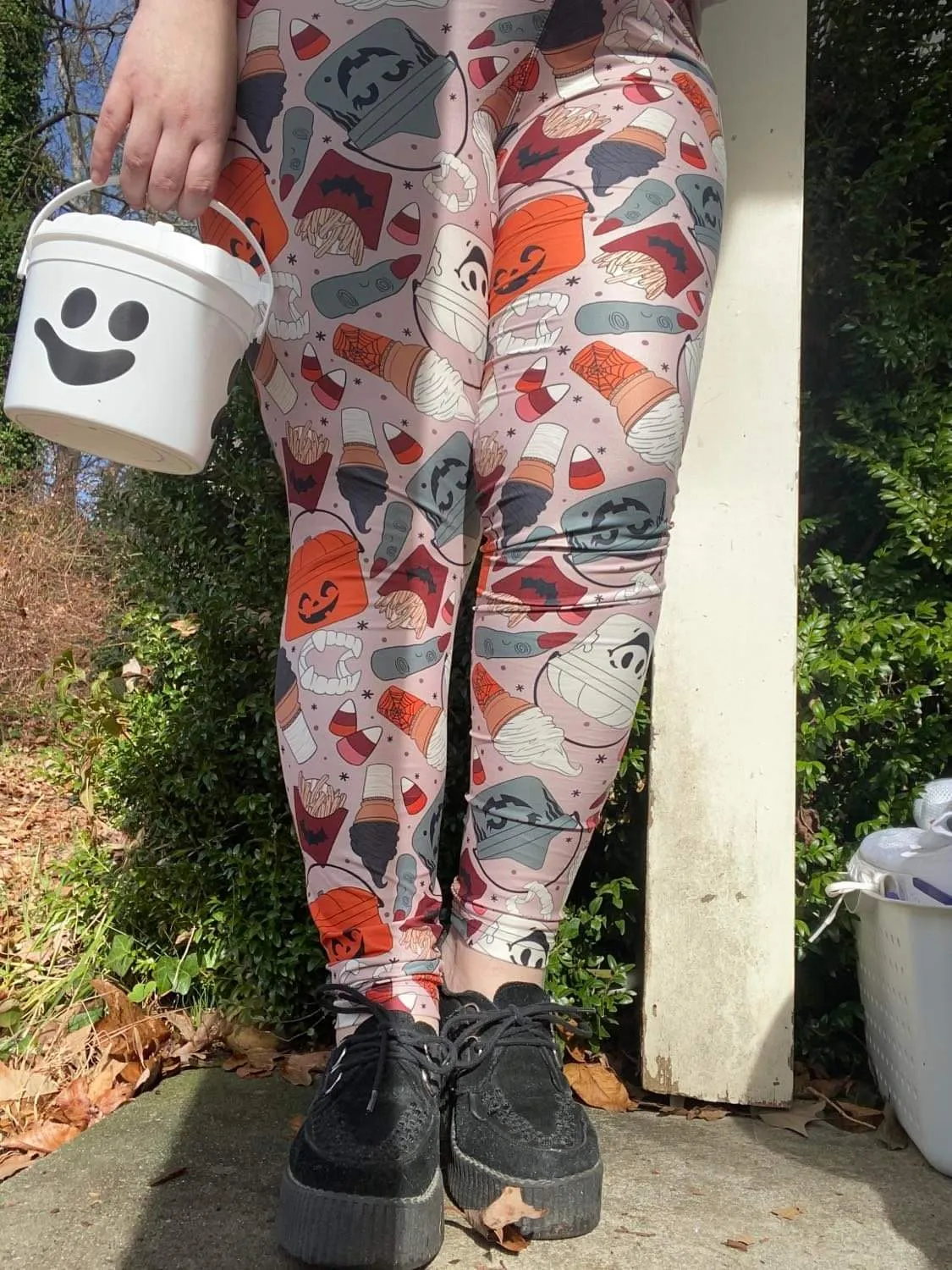 Holiday Vintage Buckets (Semi-Exclusive) - High-quality Handcrafted Vibrant Leggings