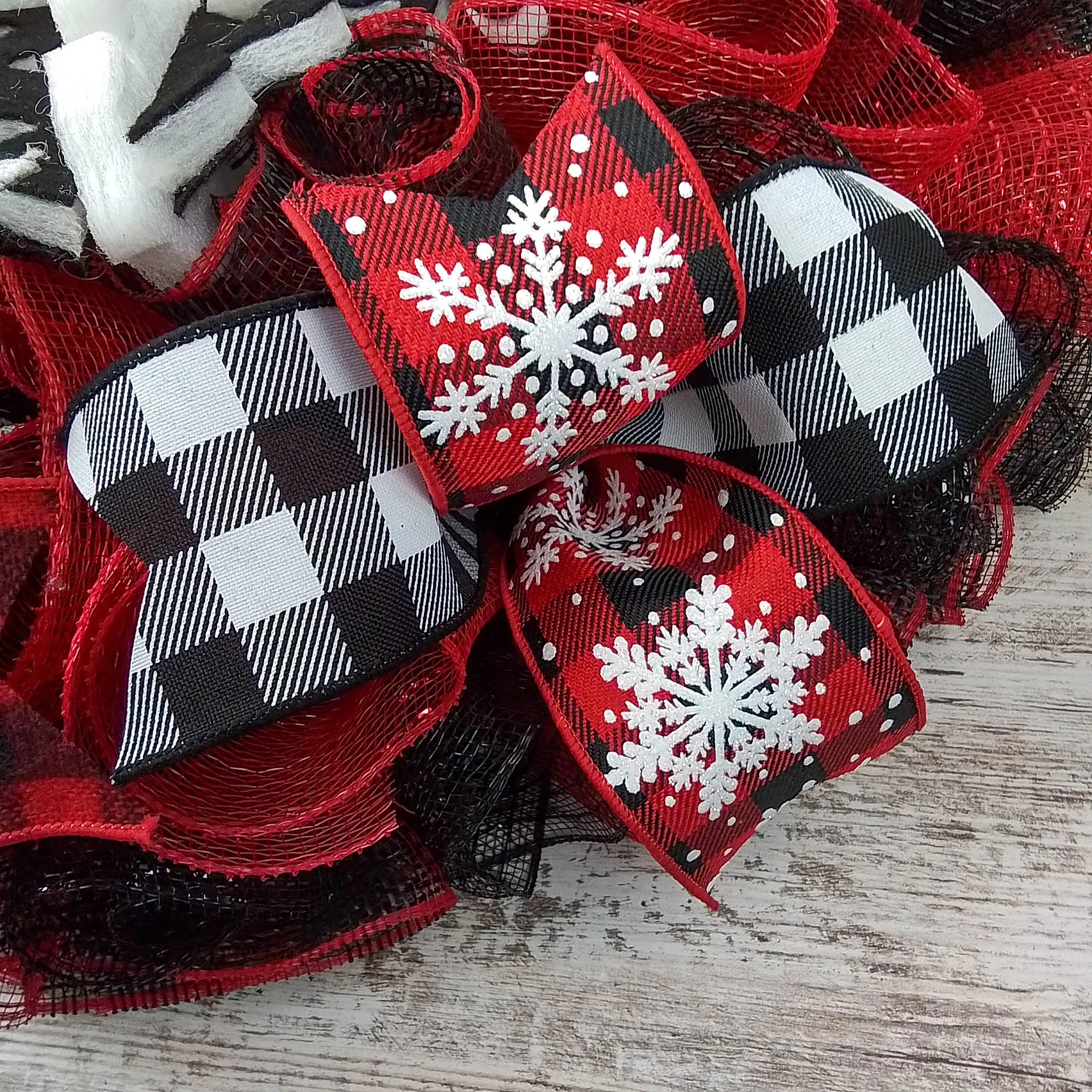 Winter Wreath - Buffalo Plaid Snowflake Christmas Mesh Outdoor Front Door Wreath